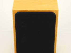 Quad 11L Standmount Speakers - Gloss Maple - Image 11