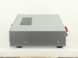 Arcam DiVA A85 Integrated Amplifier - Silver - Image 3