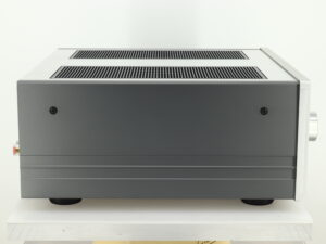 Luxman L-590 AXII Integrated Amplifier - Image 5