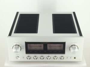 Luxman L-590 AXII Integrated Amplifier - Image 6
