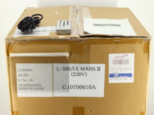 Luxman L-590 AXII Integrated Amplifier - Image 13