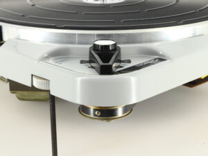 Thorens TD124 MkII Turntable Motor Unit / SME 3009 Series II Tonearm - Image 7