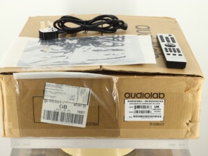 Audiolab 8300CD CD Player - Silver - Image 13