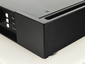 Rega Elicit-R Integrated Amplifier - Image 8