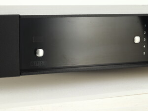 Rega Elicit-R Integrated Amplifier - Image 11