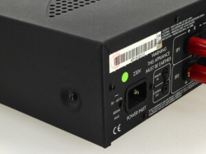 Arcam Alpha 10 Integrated Amplifier (with Phono) - Image 9