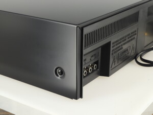 Denon DR-M20 Cassette Deck - Black - Image 7