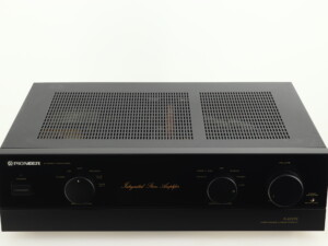 Pioneer A-400X Integrated Amplifier - Image 13