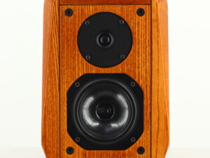 Opera Callas Gold Standmount Speakers - Wood - Image 7