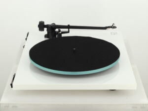 Rega Planar 2 Turntable - White - Image 5