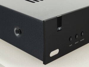 Arcam A19 Integrated Amplifier - Image 7