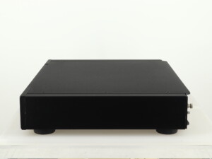 Rega Elex-R Integrated Amplifier - Image 3