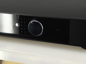 Rega Elex-R Integrated Amplifier - Image 10