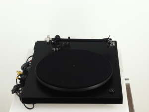 Rega Planar 3 Turntable - Image 5