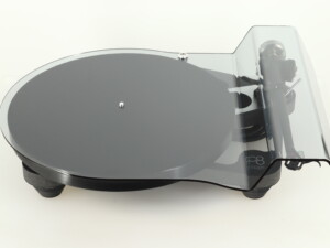 Rega Planar 8 Turntable - Polaris Grey - Image 6