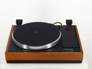 Heybrook TT2 Turntable (No Arm)