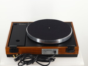 Heybrook TT2 Turntable (No Arm) - Image 4