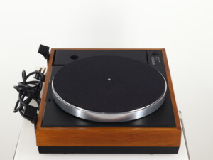 Heybrook TT2 Turntable (No Arm) - Image 5