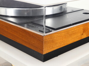 Heybrook TT2 Turntable (No Arm) - Image 7