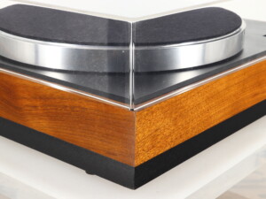 Heybrook TT2 Turntable (No Arm) - Image 10
