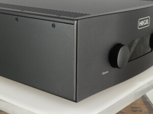 Hegel H590 Reference Integrated Amplifier - Image 9