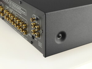 Arcam Alpha 9 Integrated Amplifier - Image 8