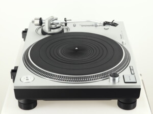Technics SL-1200GR Turntable - Silver - Image 5
