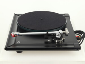 Rega P5 Turntable - Black / TTPSU Power Supply  / Dynavector 10x5 Cartridge - Image 3