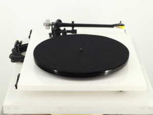 Rega RP6 Turntable - White / Exact Cartridge - Image 5
