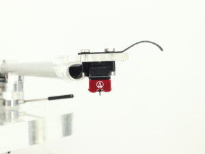 Roksan Radius 5 Turntable - Acrylic - Image 12