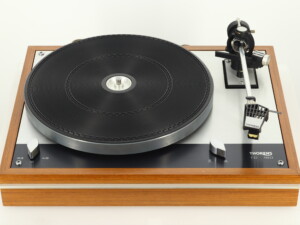 Thorens TD160 Turntable - Image 6