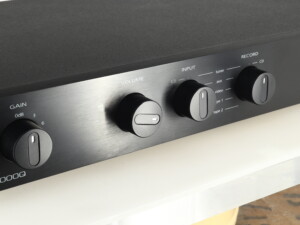 Audiolab 8000Q Pre Amplifier - Black - Image 10
