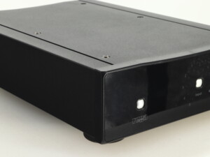 Rega Brio-R Integrated Amplifier - Image 9