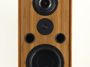 Spendor Classic 1/2 Standmount Speakers - Walnut