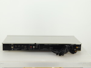 Technics ST-Z55L FM/MW/LW Tuner - Image 4