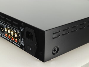 Reavon UBR-X200 Universal Player - Image 8