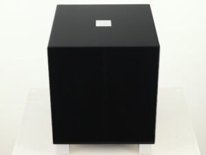 REL T5i Subwoofer - Piano Black - Image 6