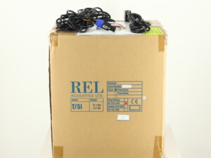 REL T5i Subwoofer - Piano Black - Image 13