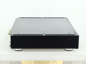 Rega Elicit-R Integrated Amplifier - Image 5