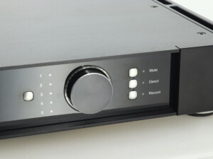 Rega Elicit-R Integrated Amplifier - Image 12