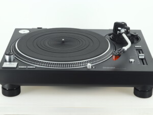 Technics SL-1210GR Turntable / Ortofon 2M Bronze Cartridge - Image 2
