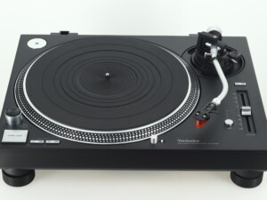 Technics SL-1210GR Turntable / Ortofon 2M Bronze Cartridge - Image 6