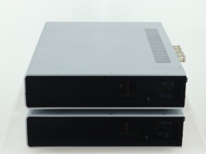 PS Audio M700 Monoblock Amplifiers - Silver - Image 3