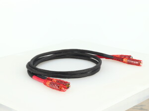 Tellurium Q Black II Interconnect Cable 2RCA - 2RCA 1.0m Pair - Image 6