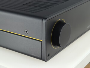 Arcam A15 Integrated Amplifier - Image 9