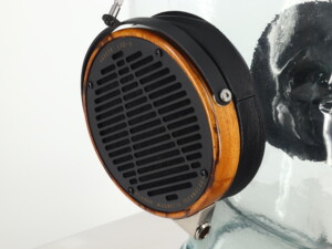 Audeze LCD-3 Headphones - Image 9
