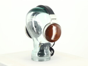 Denon AH-D5000 Headphones - Image 9