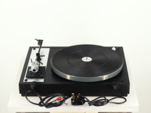 Thorens TD-160B MK2 Turntable / ADC ALT-1 Tonearm - Black - Image 4