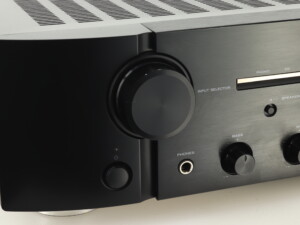 Marantz PM8005 Integrated Amplifier - Black - Image 11