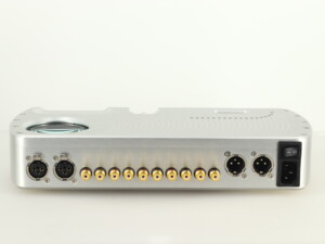 Chord Prima Pre Amplifier - Silver - Image 4